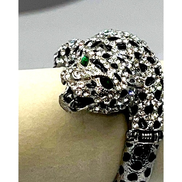 Luxurious Panther Bracelet With Green Eyes & Sparkling Crystals - Picture 6 of 7